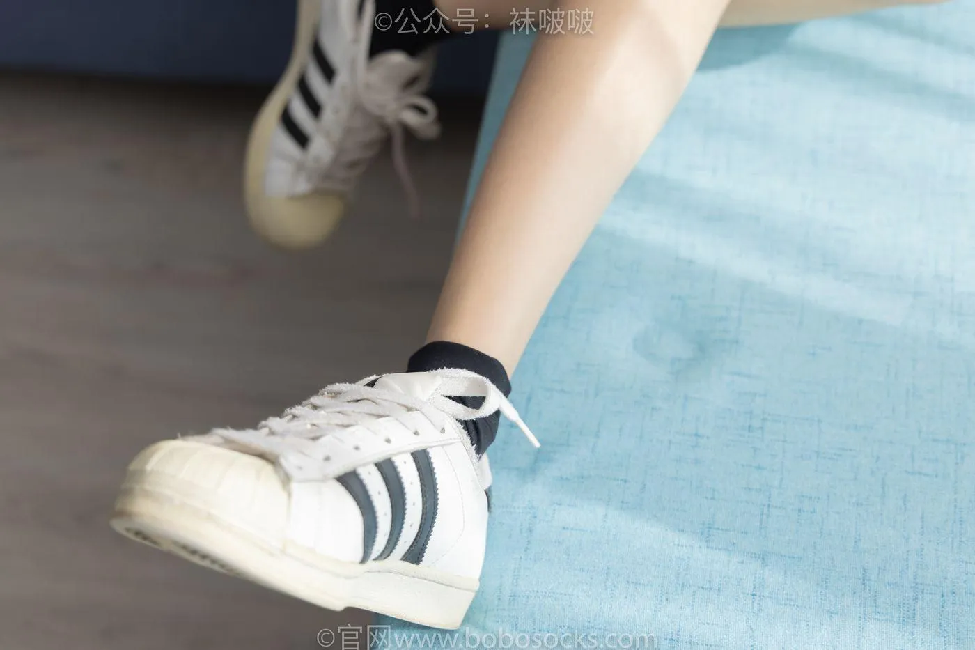 [BoBoSocks袜啵啵]NO.033 稚予-贝壳头、天鹅绒黑袜、天鹅绒白袜 [154P]插图1
